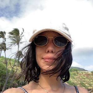 Meet your Posher, Odul